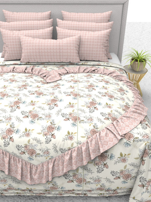 The White Moss Valentine Heart Winter comforter with 2 pillow covers